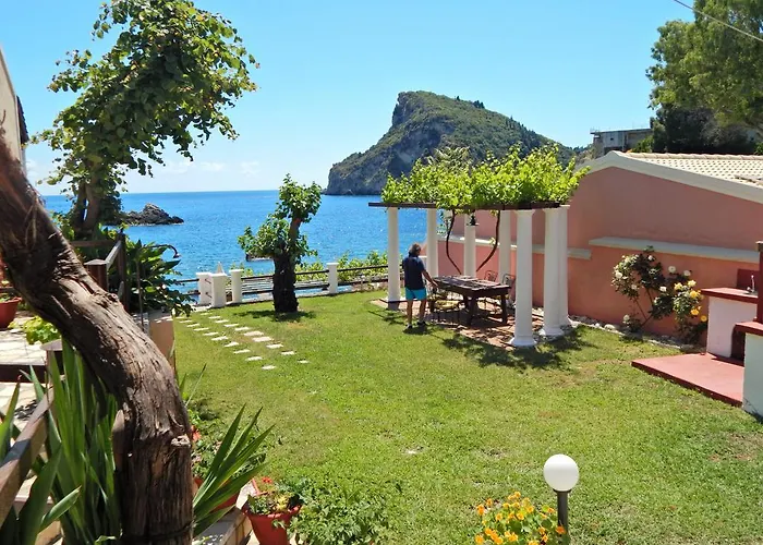 Thomas Beach Studios Couette-café