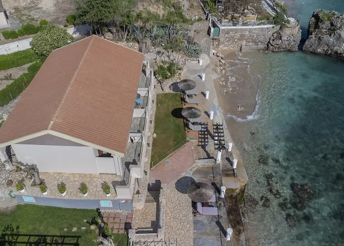 Couette-café Thomas Beach Studios Paleokastrítsa