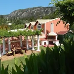 Thomas Beach Studios 4*