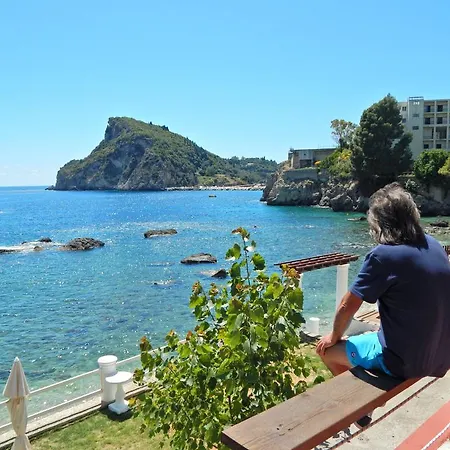 Thomas B&B Paleokastritsa