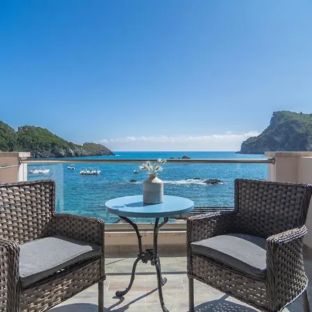 Thomas 4* Paleokastritsa