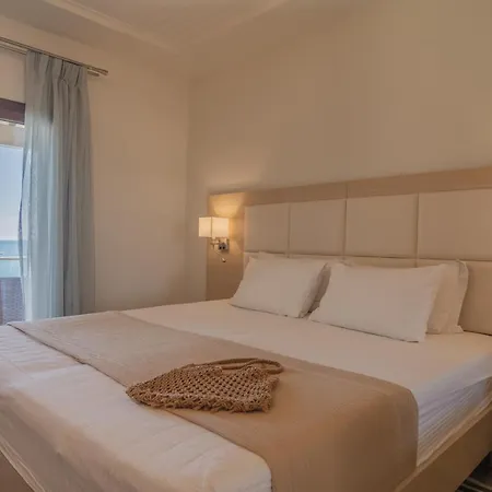 Thomas 3* Paleokastritsa